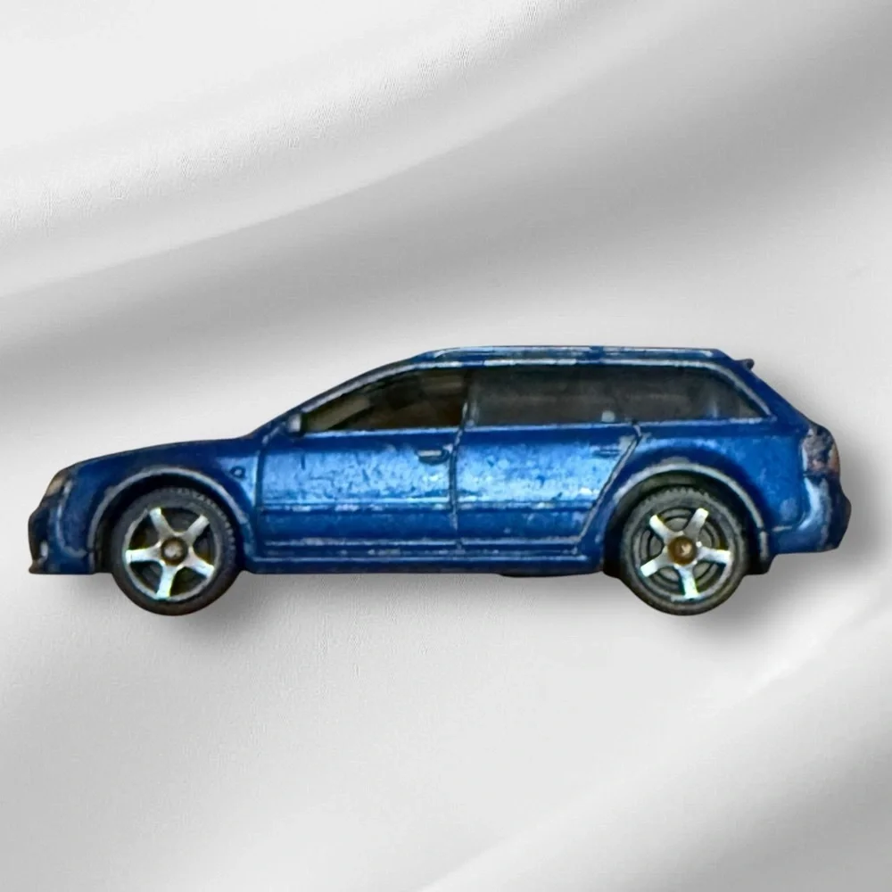 2017 Mattel Matchbox Blue Audi‎ RS6 Avant, Made in Thailand 2006